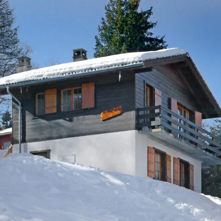 Hildegarde By Interhome בקתה