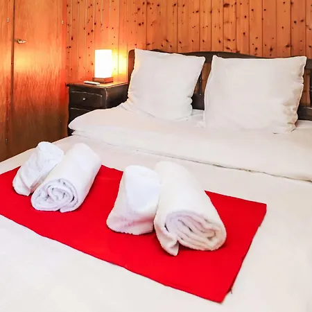 Hildegarde By Interhome ננדה